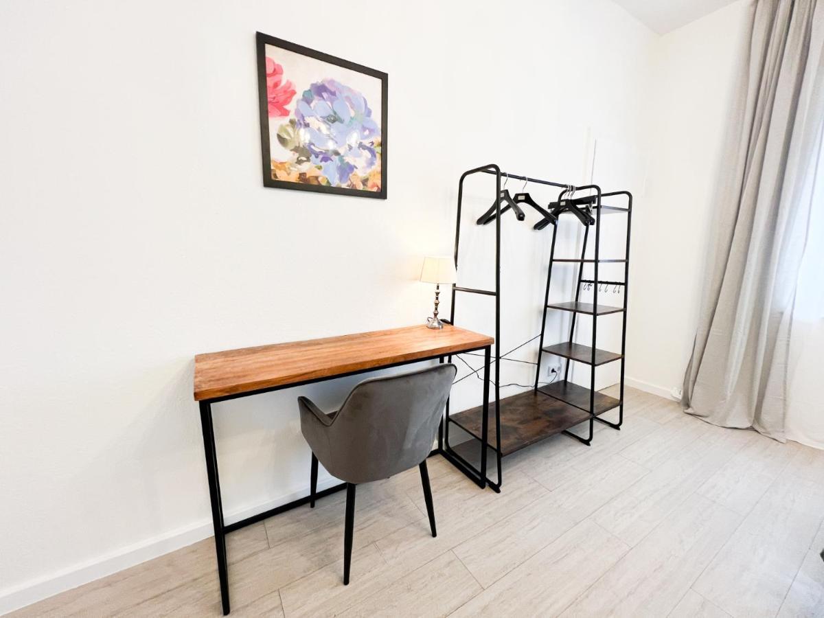 Apartment Duesseldorf City Esterno foto