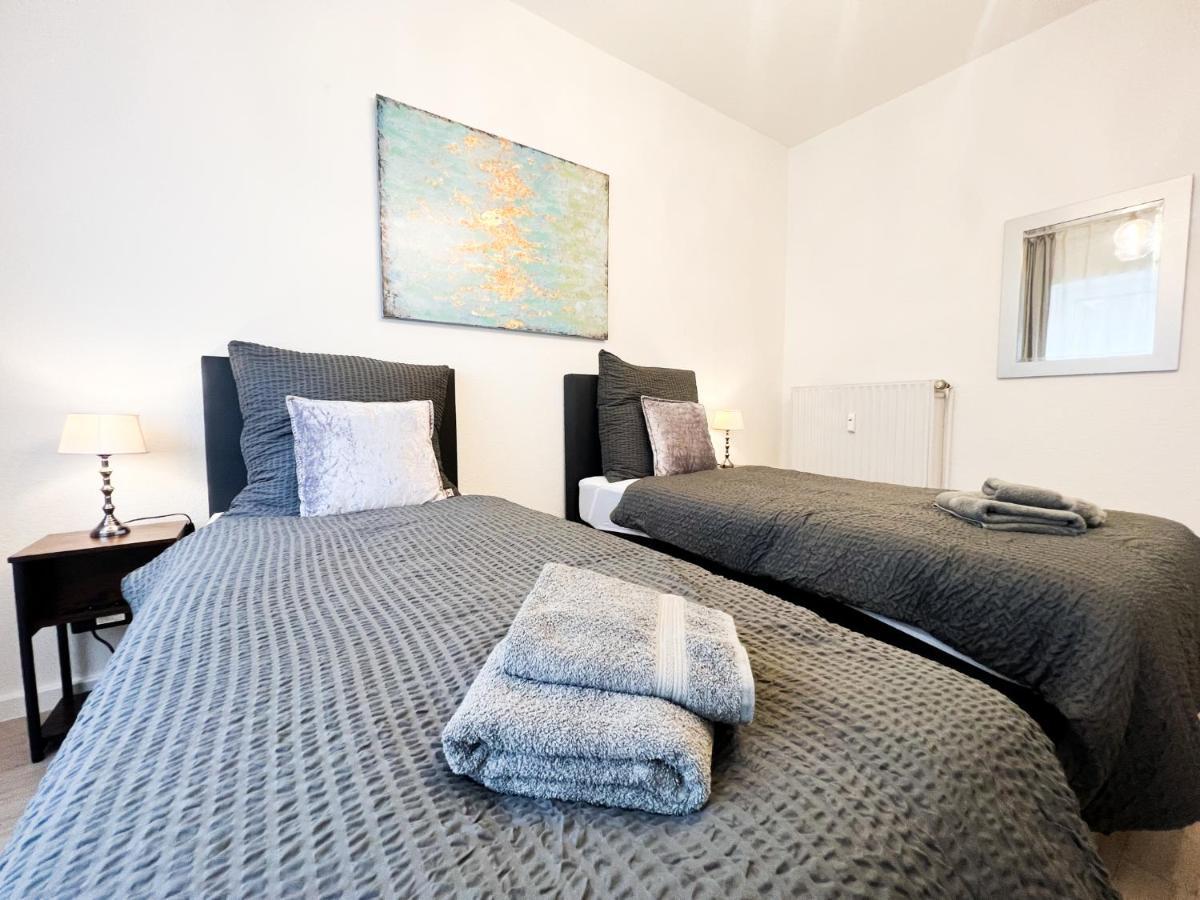 Apartment Duesseldorf City Esterno foto
