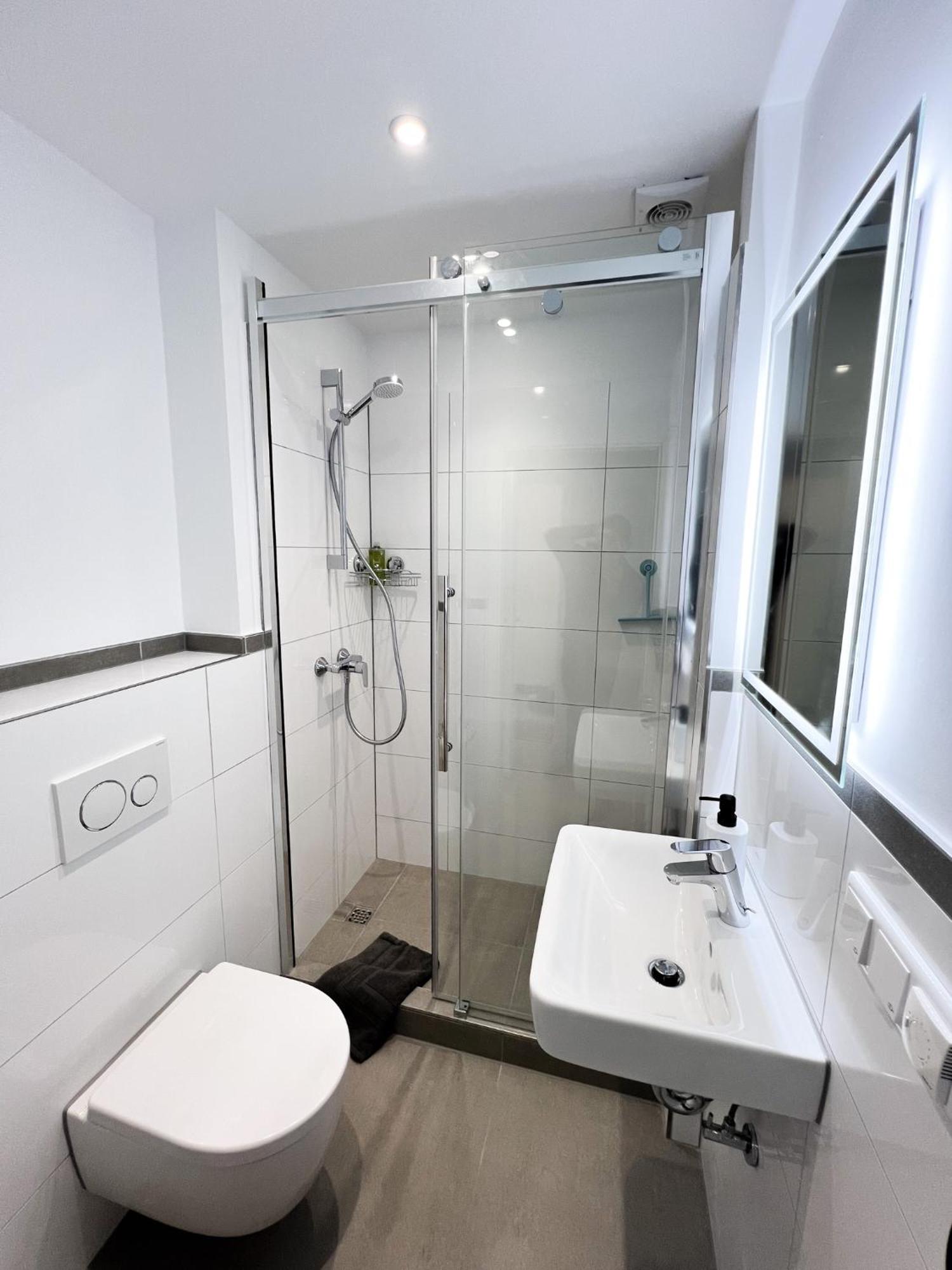 Apartment Duesseldorf City Esterno foto
